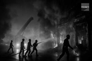Pre-Dawn Inferno in Gurugram: Major Showroom Fire Engulfs Sector 29 Market, No Casualties Reported